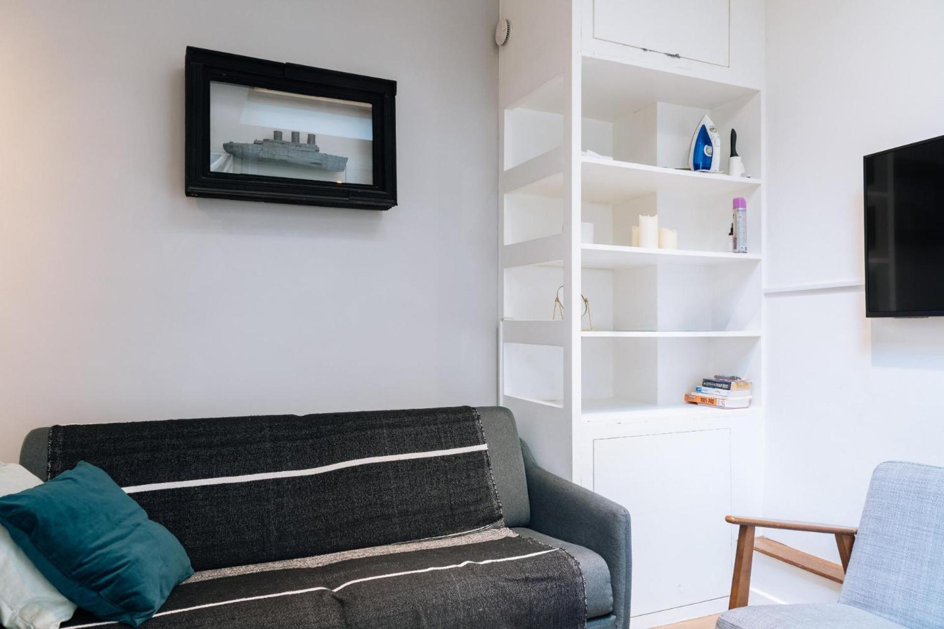 Modern 1 Bedroom Apartment Near Eiffel Tower ปารีส ภายนอก รูปภาพ