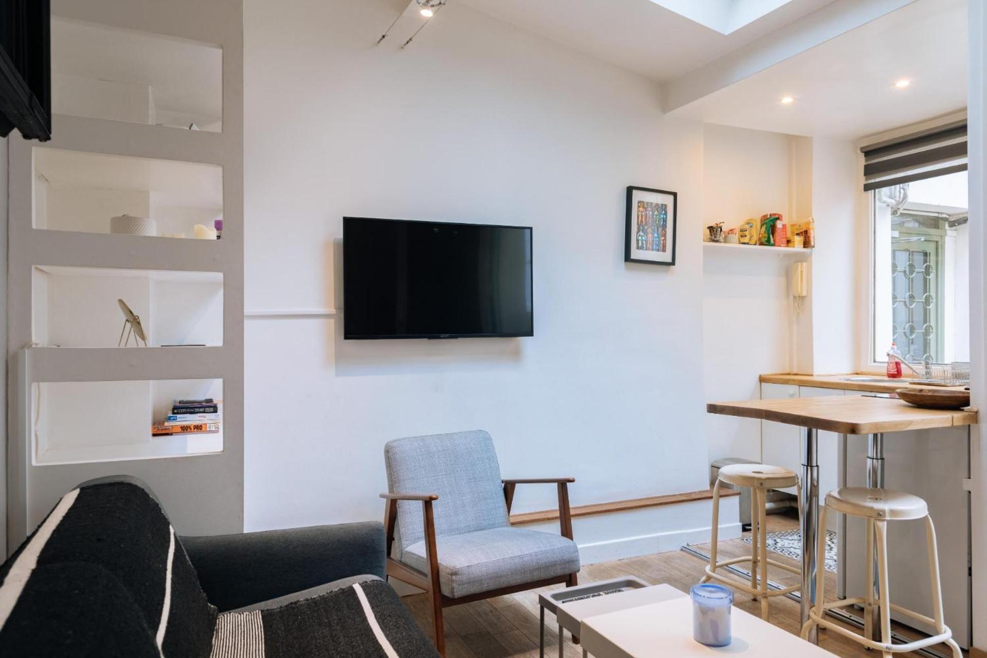 Modern 1 Bedroom Apartment Near Eiffel Tower ปารีส ภายนอก รูปภาพ