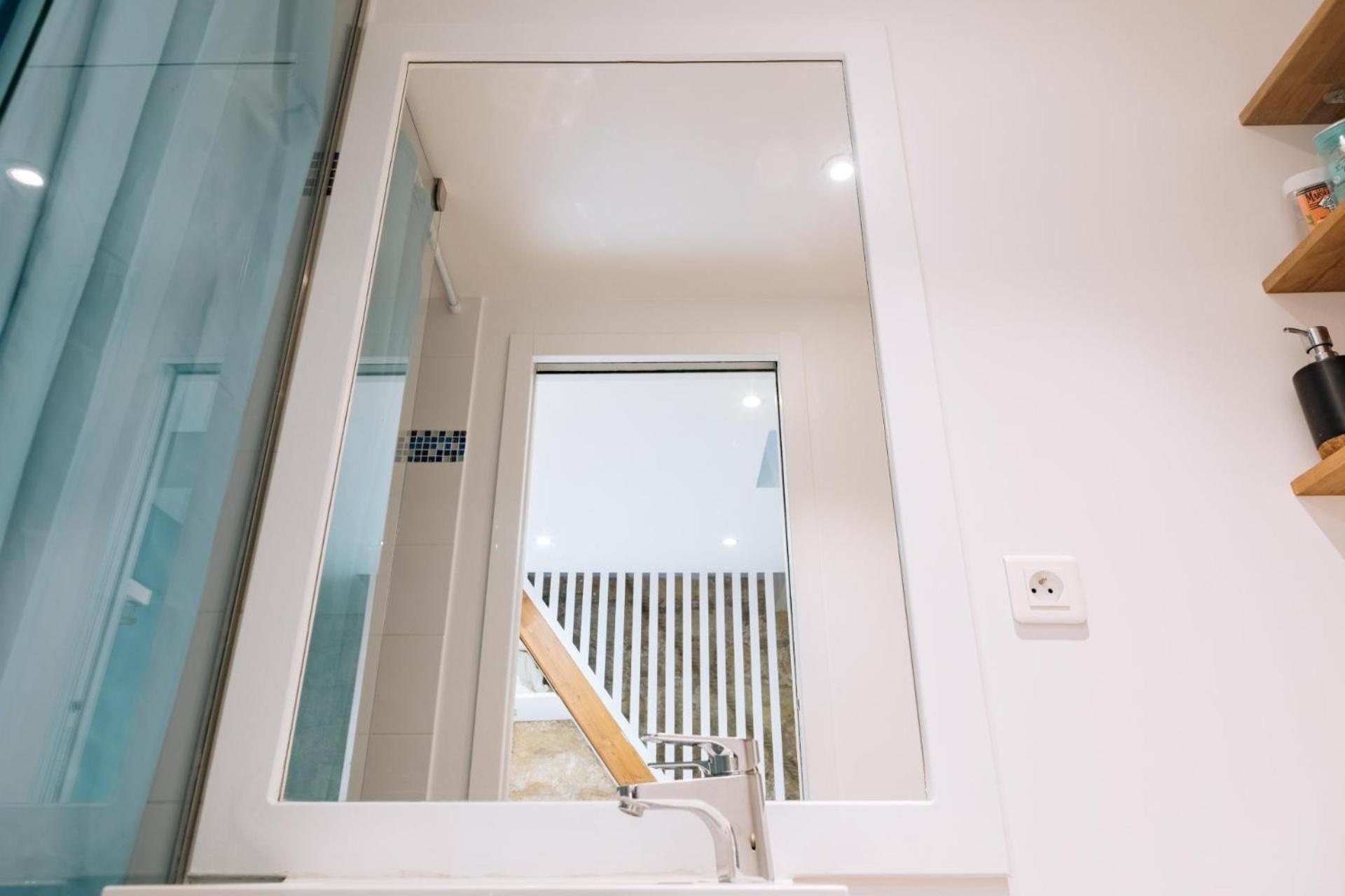 Modern 1 Bedroom Apartment Near Eiffel Tower ปารีส ภายนอก รูปภาพ
